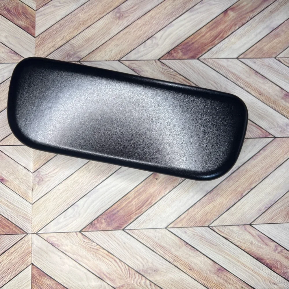 Coach black eyeglass hard clam shell case